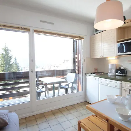 Cosy 4 Pers. Au Pied Des Pistes Avec Balcon - Proche Centre Et Commodites - Fr-1-572-151 Apartment Araches-la-Frasse