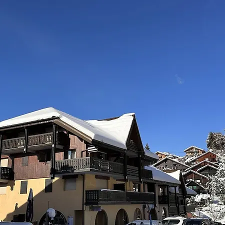 Cosy 4 Pers. Au Pied Des Pistes Avec Balcon - Proche Centre Et Commodites Araches-la-Frasse